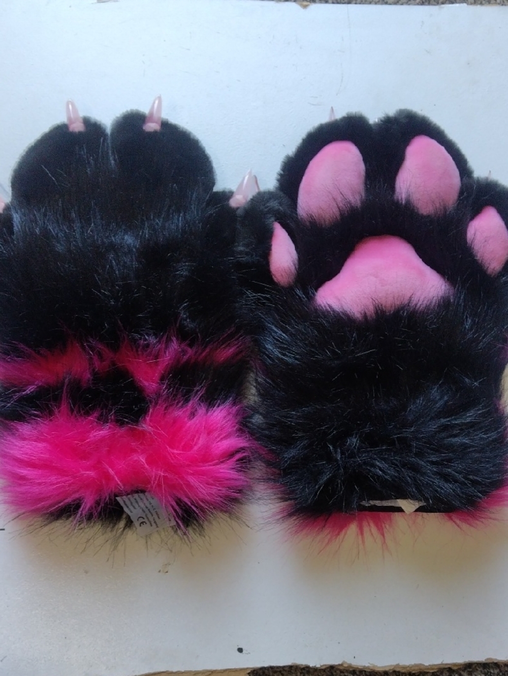 Faux Fur Black and Hot Pink Paw Gloves - Unbranded